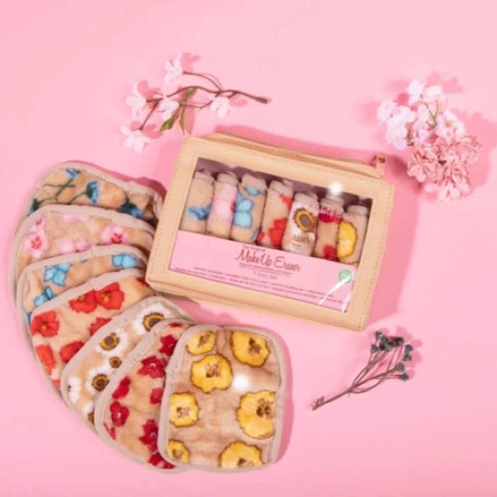Wildflower 7 Day Set from Makeup Eraser